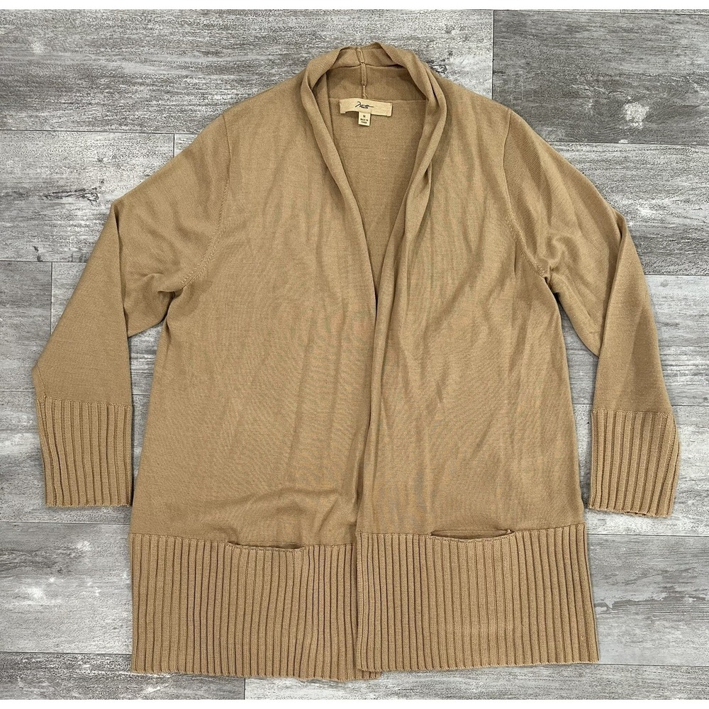Niotto Womens Brown Cardigan Sweater Size 1X Merino Wool blend Great condition